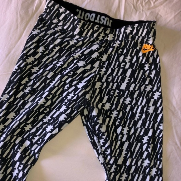 Nike Pants - Nike cotton leggings (small)